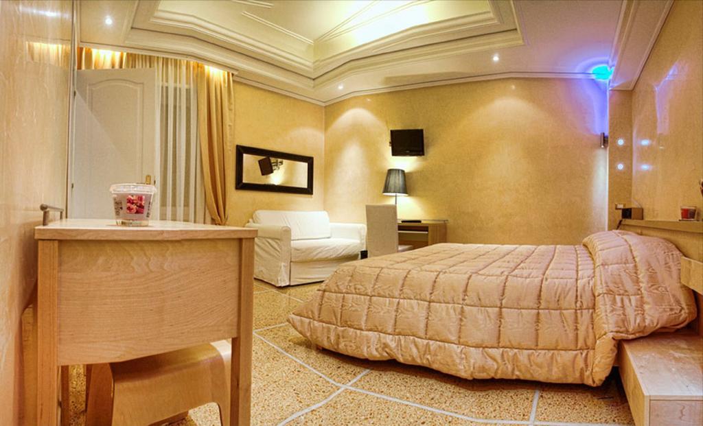 "Bbcorsotrieste" - Bed And Breakfast Di Emanuele Mazza - Rome — Photos 3